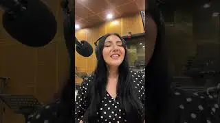 Burcu G&ouml;kt&uuml;rk-Yanıyor mu yeşil k&ouml;şk&uuml;n lambası yar