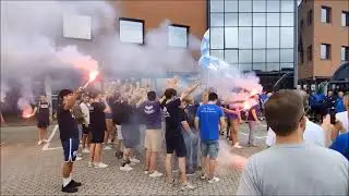 Pallacanestro Cantù in partenza da Rimini, salutata e caricata dai suoi tifosi