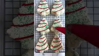 Homemade Little Debbie Christmas Trees #recipe #christmas