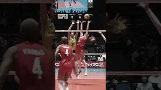 Quick interaction between &Ouml;zbay and Erdem ✨ #epicvolleyball #volleyballworld #volleyball