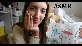 ASMR en español - Show and tell con Sonidos Plásticos Relajantes y suaves Soft spoken