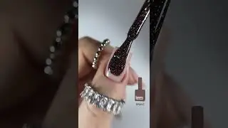 Гель-лаки HELLO QUALITIES COLLECTION - светоотражающая коллекция на VEV.MD