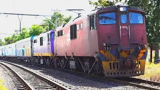A very late passenger train thru Brackenfell to Cape Town - SHOSHOLOZA MEYL | Train South Africa