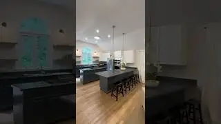 Parkside Paradise in Arlington - 4009 30th St N, Arlington, VA 22207, USA #arlingtonrealestate