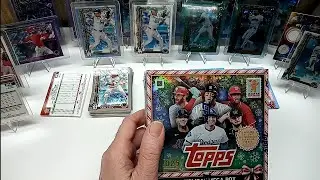 Gingerbread Man Auto to 25!  2025 Topps Holiday Baseball Cards.  Part 43.  16th Mega Box.