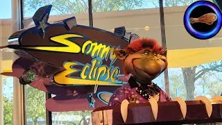 Sonny Eclipse in Cosmic Ray's Starlight Cafe (Magic Kingdom), 11/10/25.
