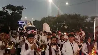 Rosales Latin Band Desfile Navideño Interpretando Baile inolvidable