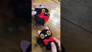 Boneka Kucing Hitam dari Kain Flanel