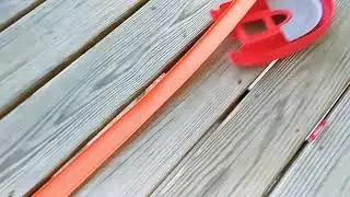 Hot Wheels curve of death