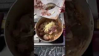 Зимние каникулы + Домашняя еда от мамы = Куриное рагу 🍲❄️ #еда #миниблог #пакистанскийблогер #шорты