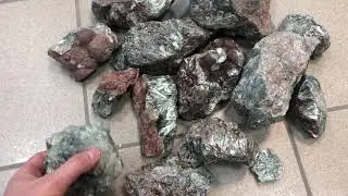 Seraphinite (Clinochlore) stone raw material | Клинохлор (Серафинит) сырье