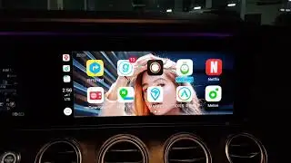 Apple Carplay with wallpaper background