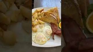Breakfast at Benedict Eatery | Happy Thanksgiving!