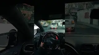 Manejando por la ciudad con amigos 
