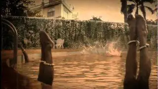 Happydent Sparkling White Smiles and Healthy Teeth - City Light TV Ad