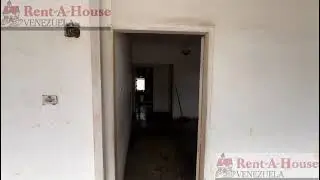 Amplio galp&oacute;n con vivienda y dep&oacute;sito disponible para alquiler