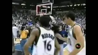 Robert Horry Shoves Cameraman Following Troy Hudson Buzzer-Beater