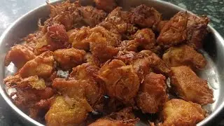 সামান্য সময়েই এই জুসি আর ক্রিসপি চিকেন পকোড়া তৈরি করুন