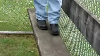 bootvideo 119 - Black Frye Harness Boots 02...Swingin'!!!