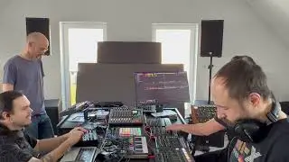 Techno Jam with Friends | Octatrack, Digitakt & more - Raw Session