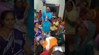Navraatron pe Haryanvi bhajan naritya (08)