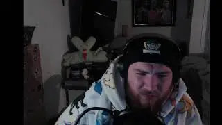 i cant sleep so minecraft
