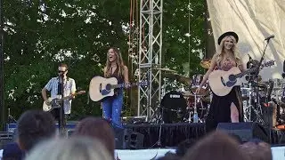 Runaway June - 