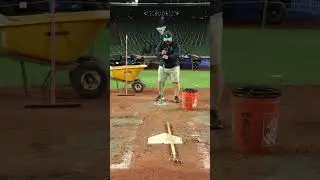 The sights and sounds of field maintenance 🏟️