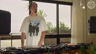 Kim Daudt  | themuddshow x Bug Pixel