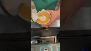 Latte art gone wrong #latteart #heart #latte #starbucks #coffee #coffeeart #issei #gonewrong #fail