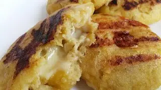 AREPAS DE PLÁTANO MADURO