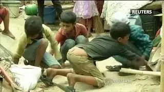 Work instead of school for India's child labour