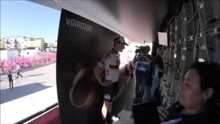 Behind the scenes Giro 2017 Stage 2 -  Behind the podium
