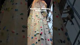 🇦🇺 Hardrock Climbing Melbourne - Indoor Rock  Climbing 🧗Is it possible to touch the ceiling..? 😨