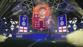Headliners Reece James in Gold Upgrade Pack SBC FIFA 22