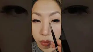 If you rub your eyes, try this highlighting technique instead