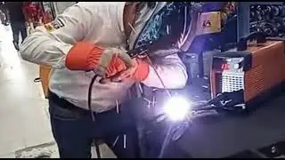 SOLDADORA INVERTER FURIUS FIX 201  (200A-110/220V)