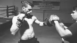 Muay Thai Training - Ognjen Topic - Learn mixed martial arts techniques
