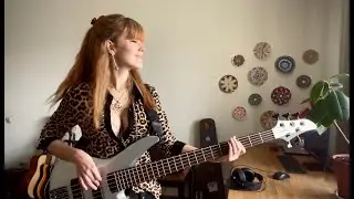 Alannah Myles - Black Velvet (bass cover by Kate Leschenko)