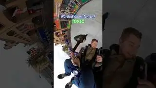 Mitarbeiter &uuml;berschl&auml;gt Gondel #toxic #kirmes #kermis #funfair #fairground #carnival