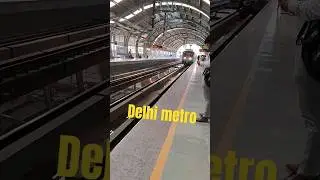 #delhimetrotrain #metro #metromanilaproperties #delhitogurgoan #metroshort