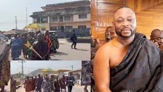 Daasebre Sarfro Baah III, Woraworahene formally taken through the principle streets of Worawora