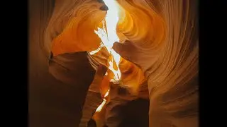 Labyrinth Canyon narrows in Lake Powell
