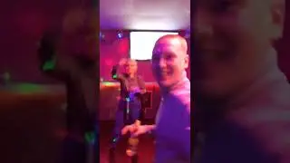 Nightclub fun: singing and dancing with friends#nightclubfun #friendsnightout #karaokefun