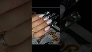Laying out is love ❣️ #nails #nailart #upperforms