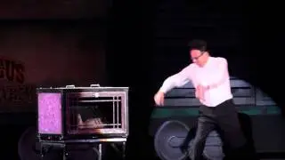 Ed Alonzo's Psycho Circus at Knotts Scary Farm October 2011