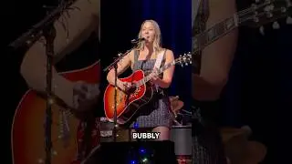 Colbie Caillat - Bubbly - (LIVE) in 4K - Olympia, WA