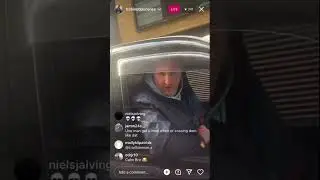 Digga D нападает на таксиста-расиста и бросает в него деньги | Audio Saviours