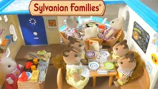 ✽ Sylvanian Families Морской ресторан/ Семья Белочек/ Мультик с игрушками. Seaside Restaurant