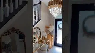 Entryway decor and styling. #diy ##entrywaymakeover #entrywaydecor